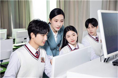 2022��Ů���W(xu��)ʲô���I(y��)����