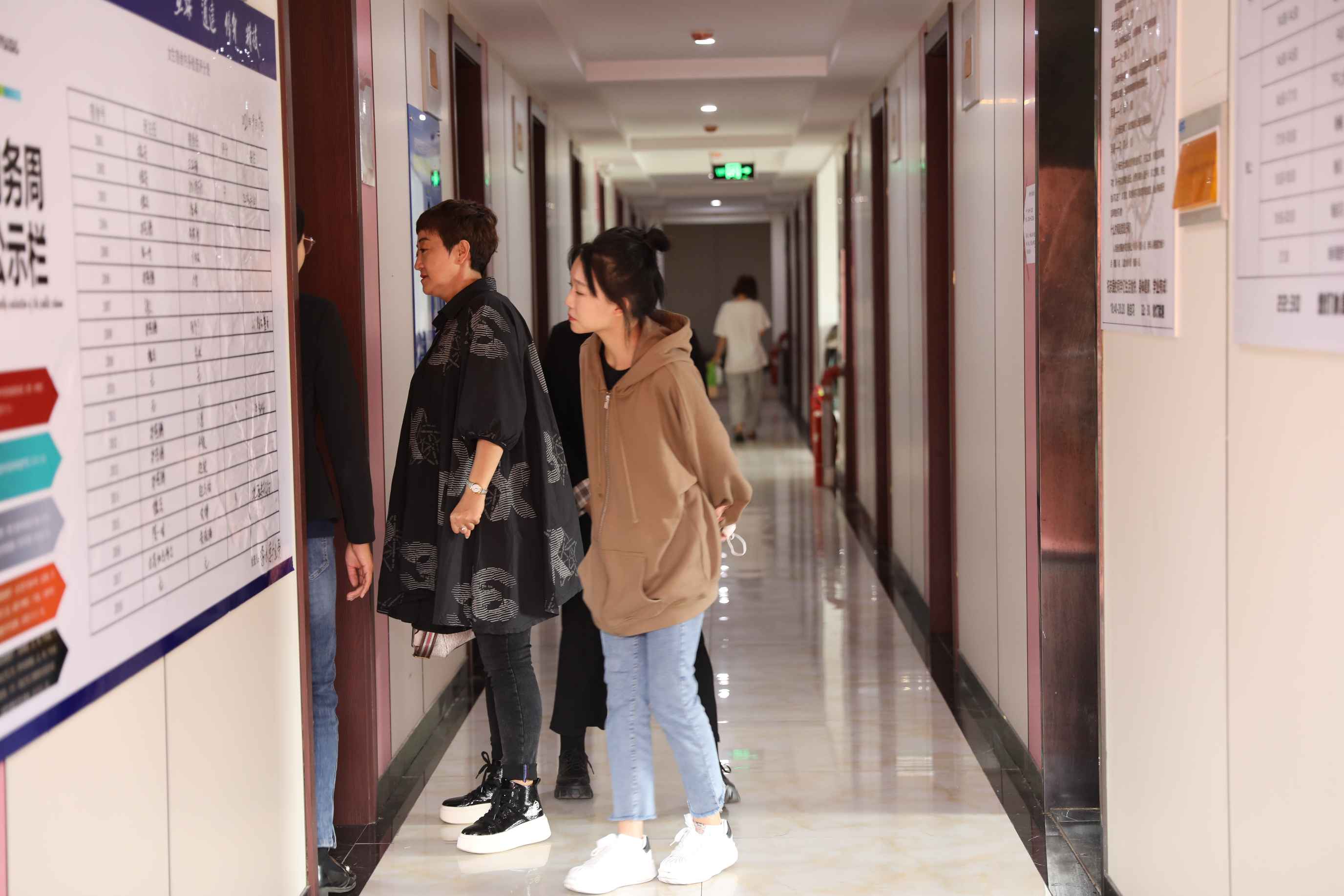 2022���п�ǰ��ԇ���а����������A��X�W(xu��)Уӭ��(l��i)��(b��o)���ᳱ