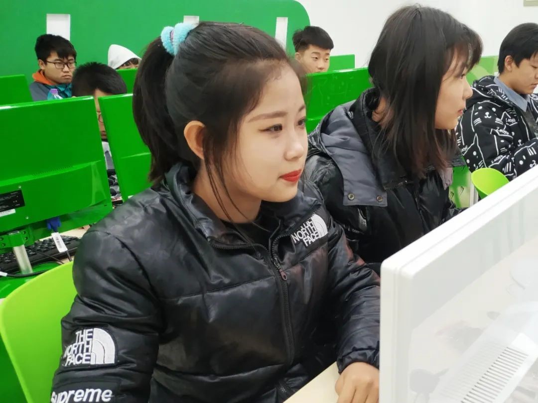 �������� | �����ȣ�Ŭ���W(xu��)���g(sh��)�����˸��õ�δ��(l��i)