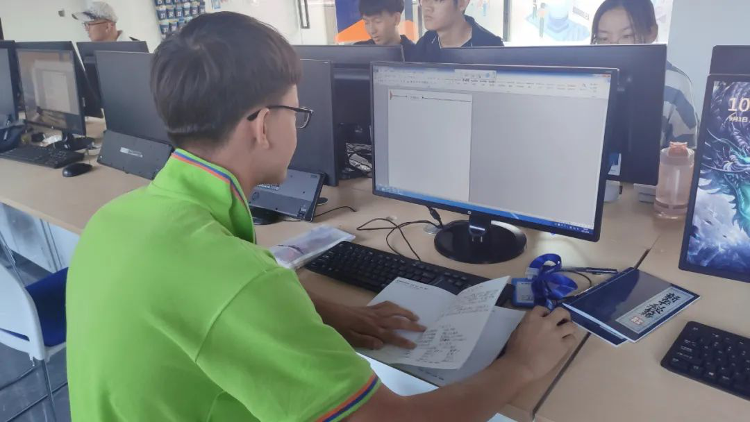 �������� | �����i��������־���¸�ǰ��