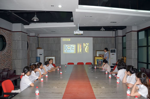 �ؑc���A�̎����M(j��n)��I(y��)��У�󹲰l(f��)չ