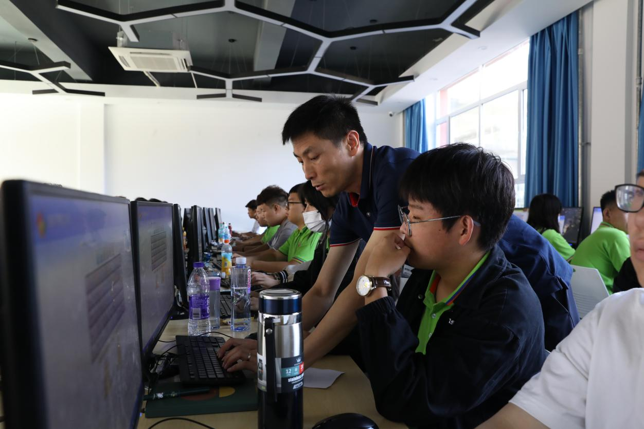 ���ЌW(xu��)�v�򹤺������W(xu��)ʲô�������ҵ��ù���?