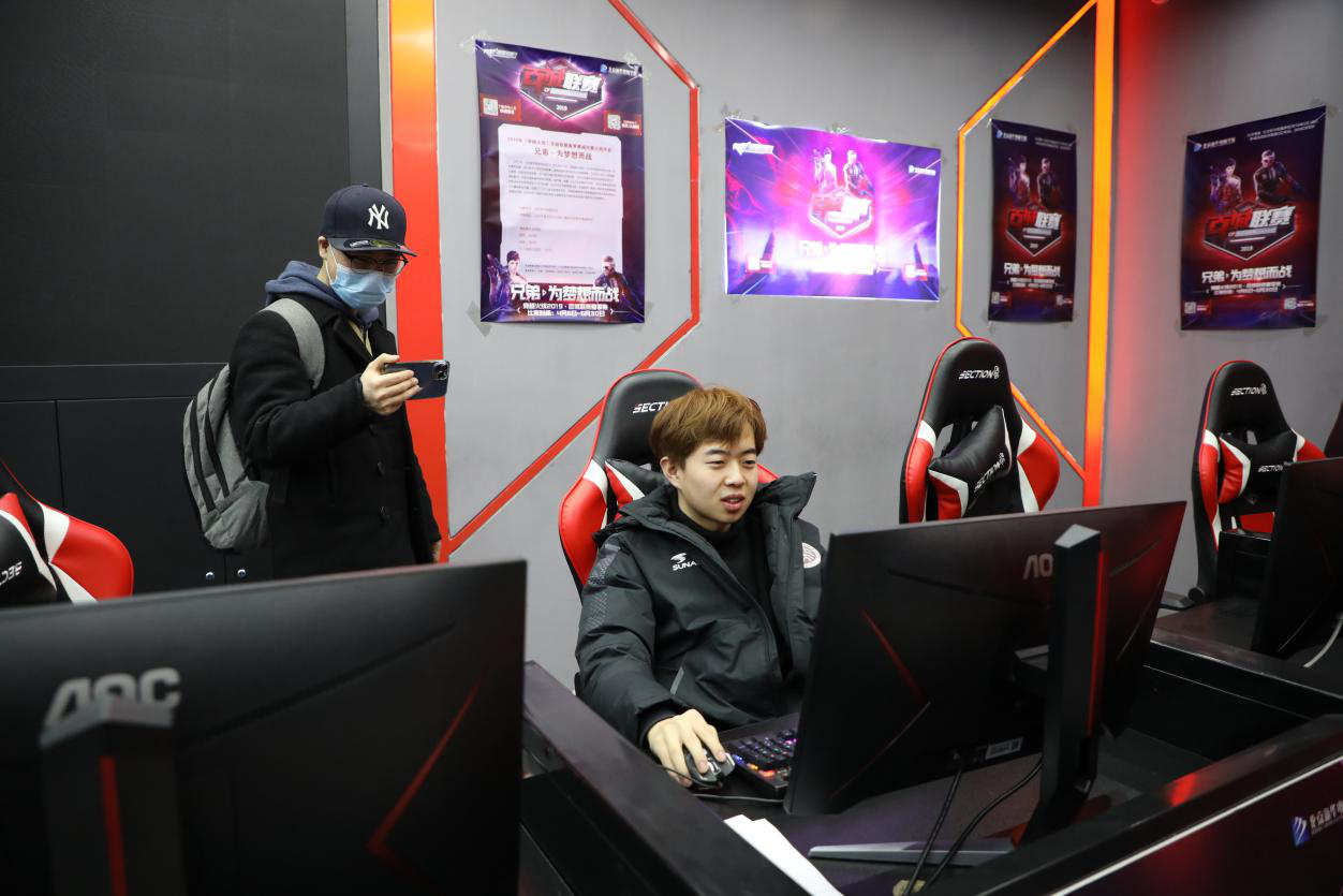 �Ì��I(y��)�����ǡ����]��С���َ����w�(y��n)���A늸�(j��ng)��ý�w���I(y��)