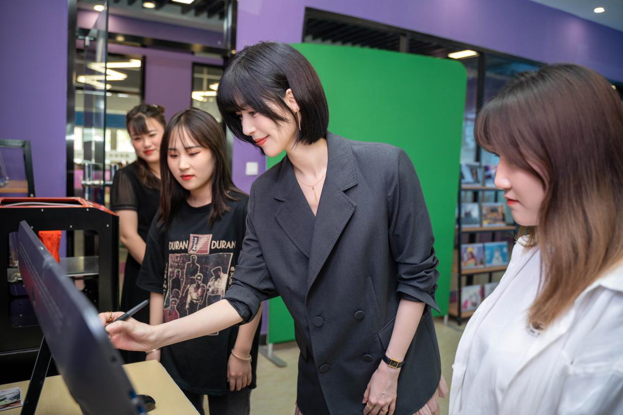 ���A��(li��n)�W(w��ng)�Ƽ��ٴγ�Ȧ ��(qi��ng)�����]